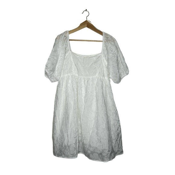 Altar'd State‎ White Floral Babdydoll Dress Large - Picture 2 of 9